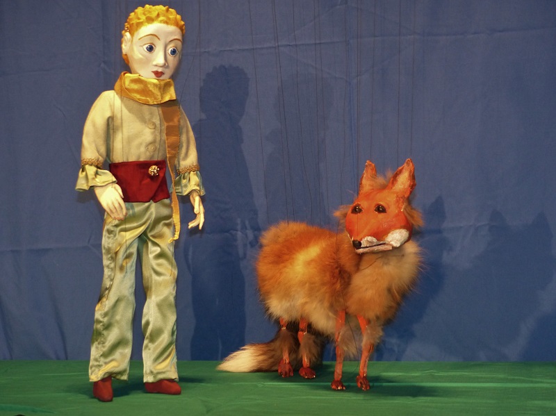 Der kleine Prinz mit dem gezähmten Fuchs
